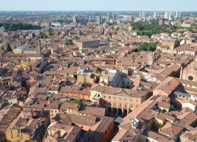 Adattamenti. L’asfalto sta all’ambiente come la Nutella sta alla dieta dimagrante
