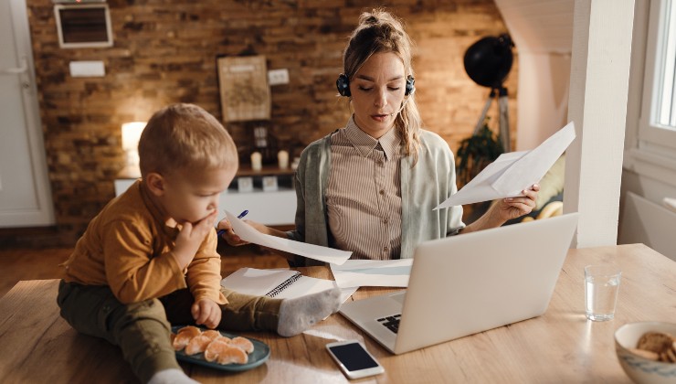 Mamma in smartworking