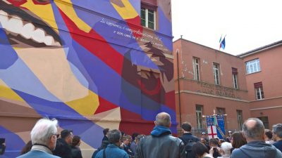 Partigiana Irma Bandiera, inaugurato il murales alle scuole Bombicci