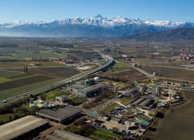 Adattamenti. Comunità energetiche, tessuti d’agrumi e borghi abbandonati