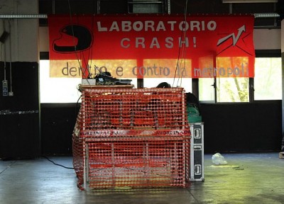 Sgomberi. Crash: “Occuperemo il centro di Bologna con eventi e assemblee”