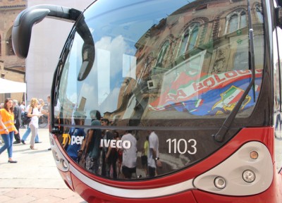 Ecco il Crealis, il tram su gomma che cerca un nuovo nome