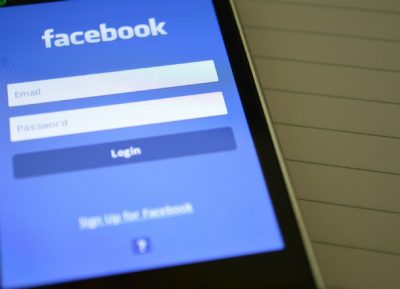 L’identità e la complessità. Nel mondo online