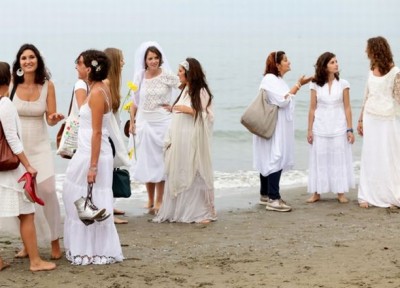Dammi solo un minuto speciale: Io sto con la sposa