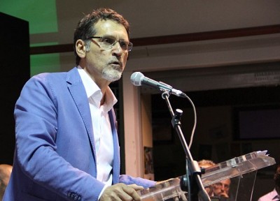 Merola svolta a sinistra: “Taglierò le tasse ai più deboli”