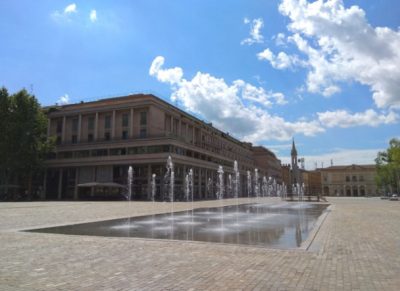 Reggio Emilia, dove una via spacca la città. Tra “degrado” e rigenerazione urbana
