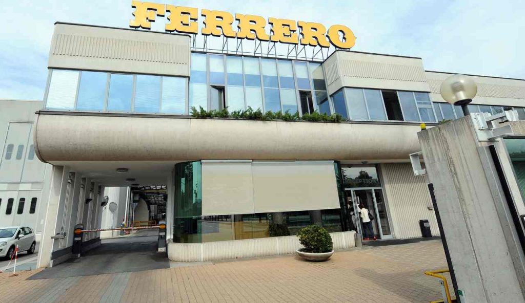 Ferrero assume