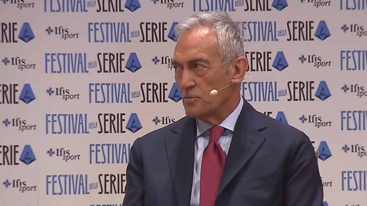 Nazionale, Gravina boccia l’ipotesi di spostare la Serie A per i playoff | Possibile uno stage a febbraio