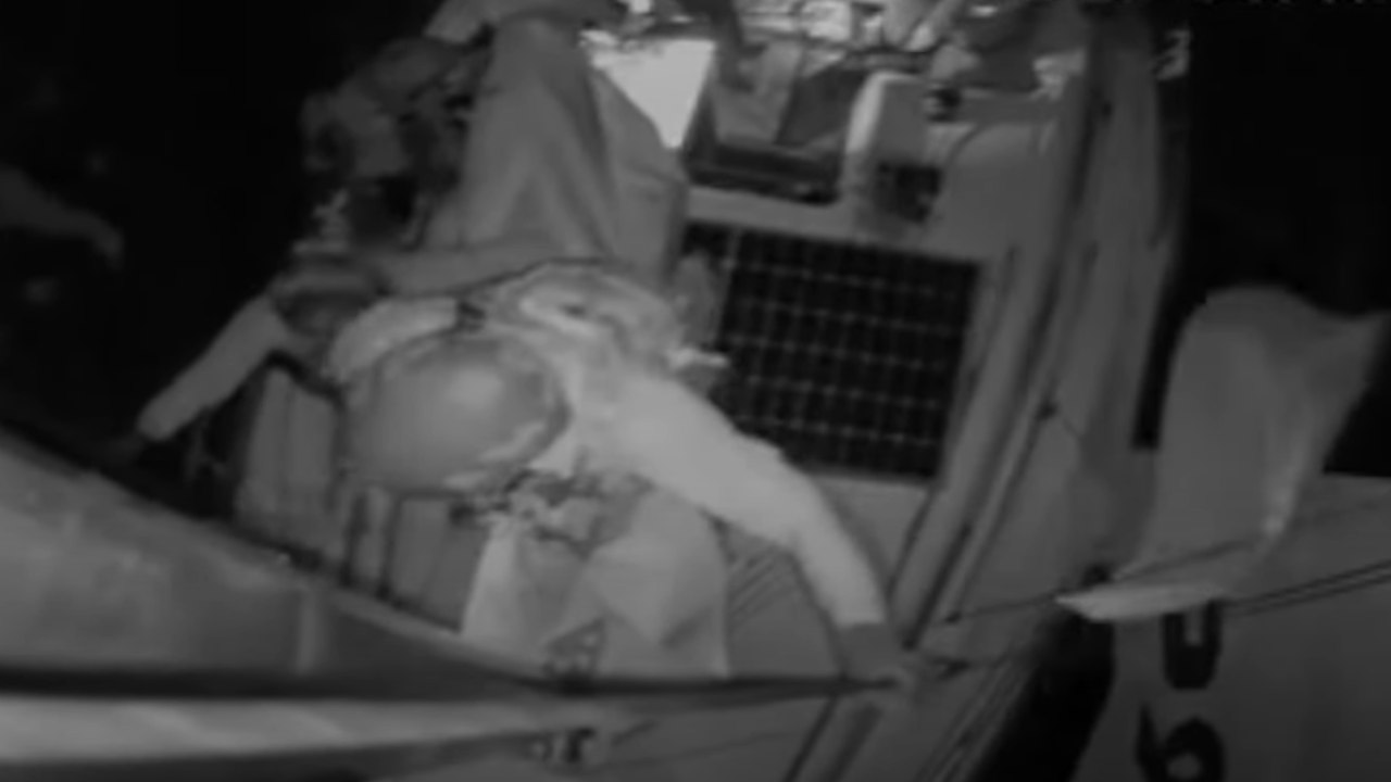 A bordo attivisti e medici italiani