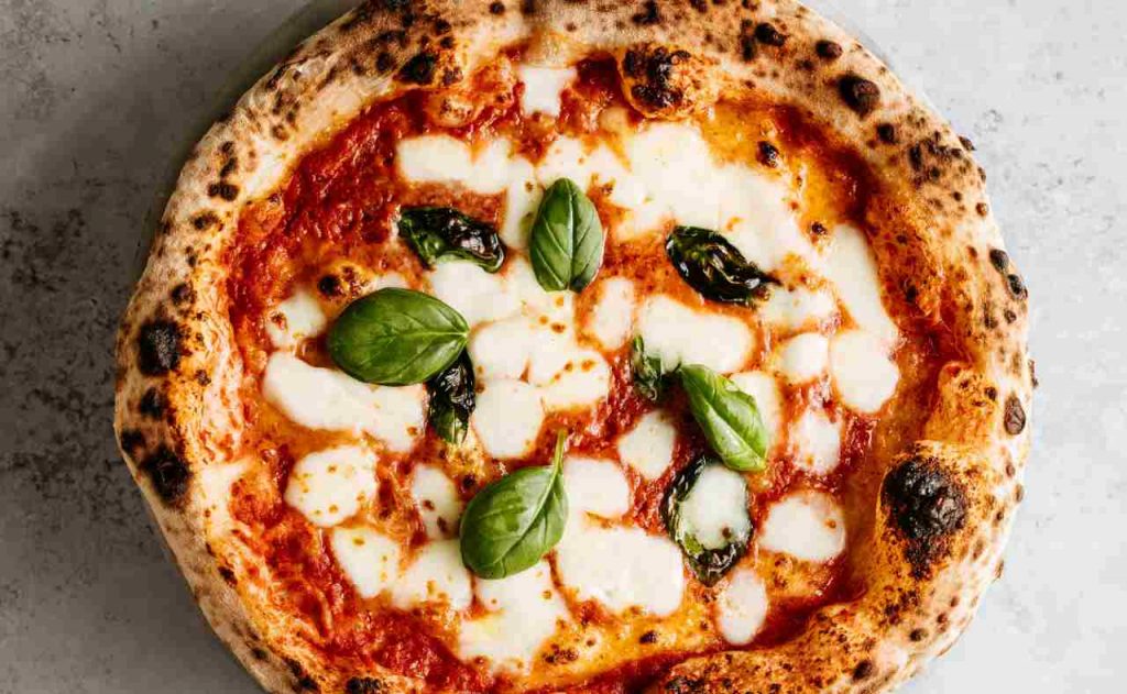 Pizza margherita