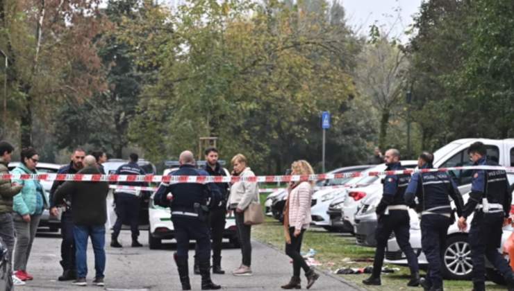 Accoltellata donna di 55 anni